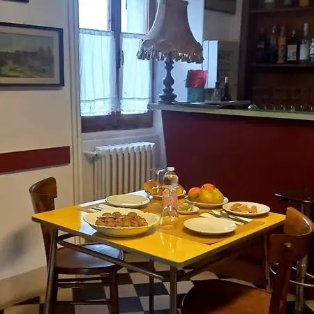 Del Ponte לינה וארוחת בוקר